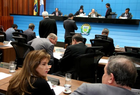 Munic�pio participa de semin�rio sobre regulariza��o fundi�ria