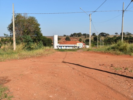 Asfalto, galerias e drenagem: obra promete acabar com enchentes em Ceinf 