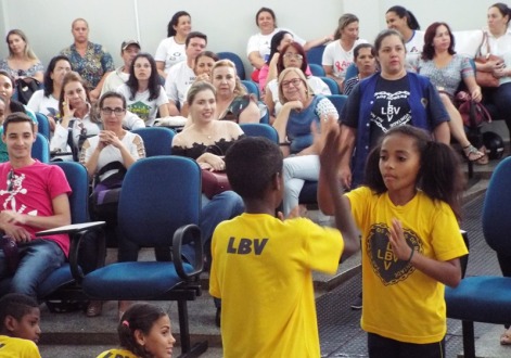 Palestra sobre den�ncias sobre abuso e explora��o sexual de crian�as e adolescentes