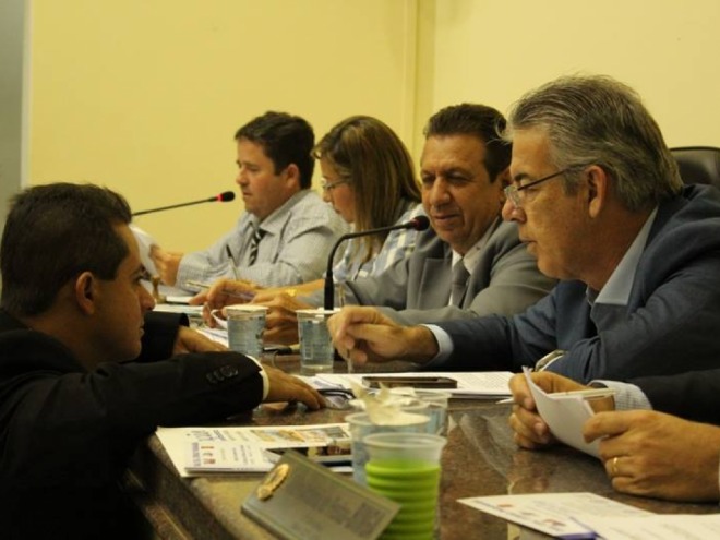 Vereadores aprovam lei que pode aumentar receita do munic�pio