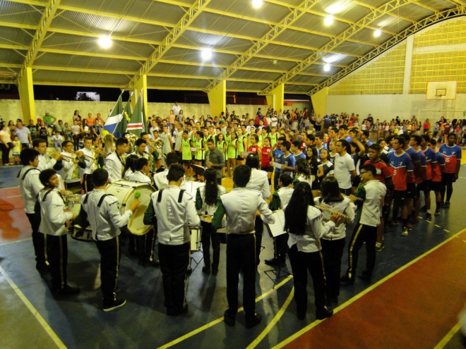 Prefeitura d� in�cio a XXX COESPA de V�lei