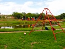 Prefeitura instala playground no Espelho d'Água