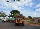 Pra�a recebe limpeza no Santa L�cia