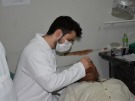 Em uma semana, 62 pessoas v�o receber  implantes dent�rios gratuitos 